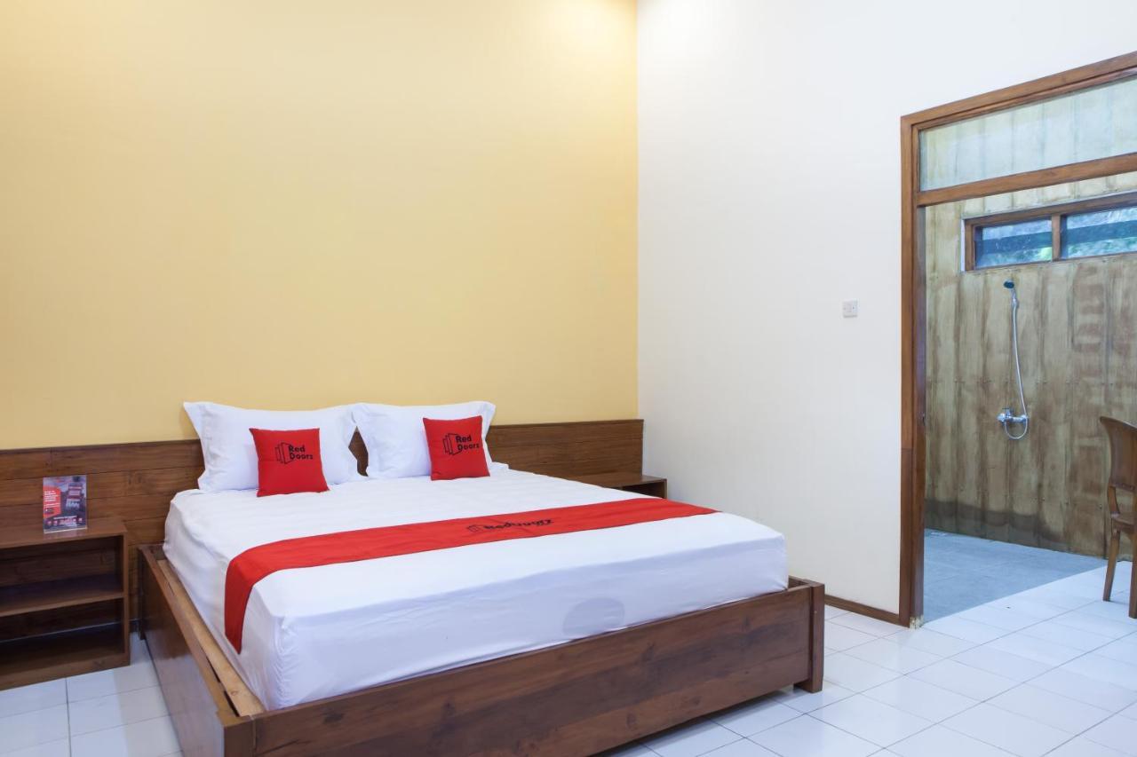 Hotel Reddoorz Near Baluran National Park Pandean Esterno foto