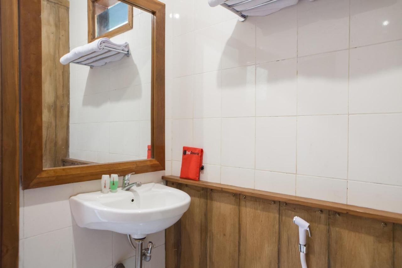 Hotel Reddoorz Near Baluran National Park Pandean Esterno foto